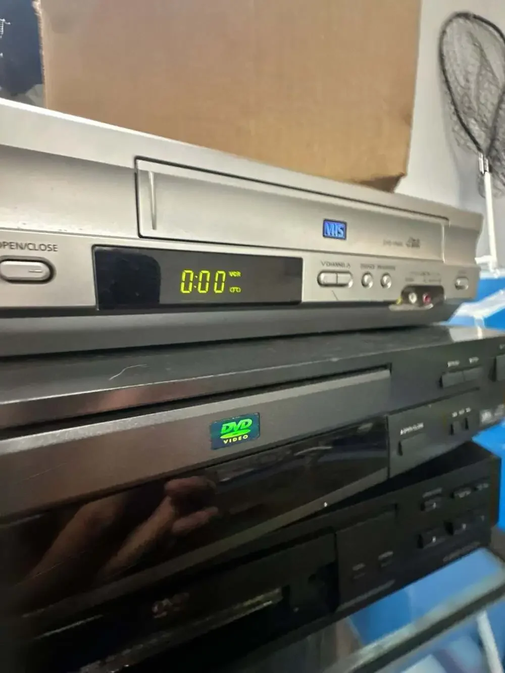 Samsung DVD-V4600 DVD/VCR Combo Player
